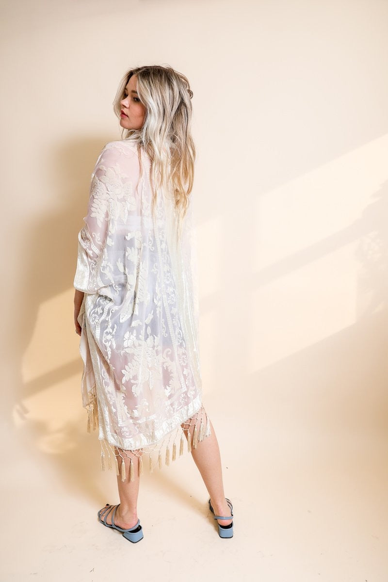 Velvet Mesh Tapestry Kimono Ponchos